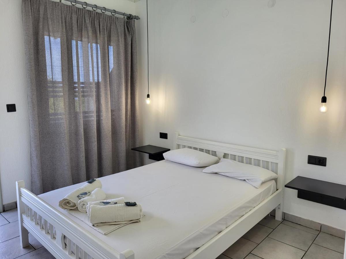 Aura Guest House Koinira Buitenkant foto